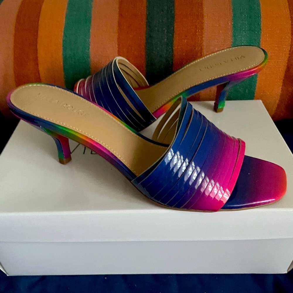 Villa Rouge NIB! ombre rainbow mules 8.5 w/2” kitten heel.